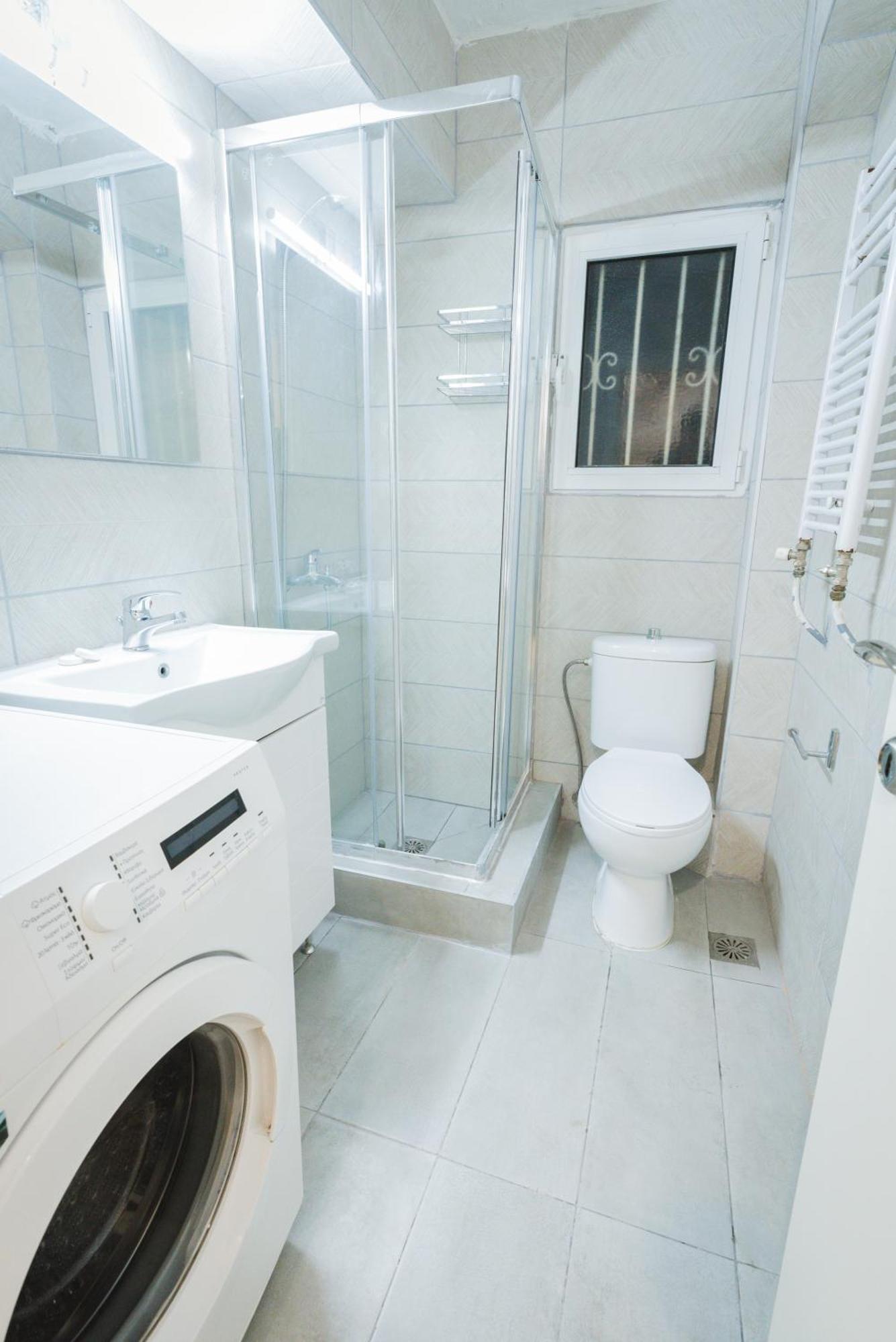 Stylish Apt W Jacuzzi, 5 Min To White Tower سالونيك المظهر الخارجي الصورة